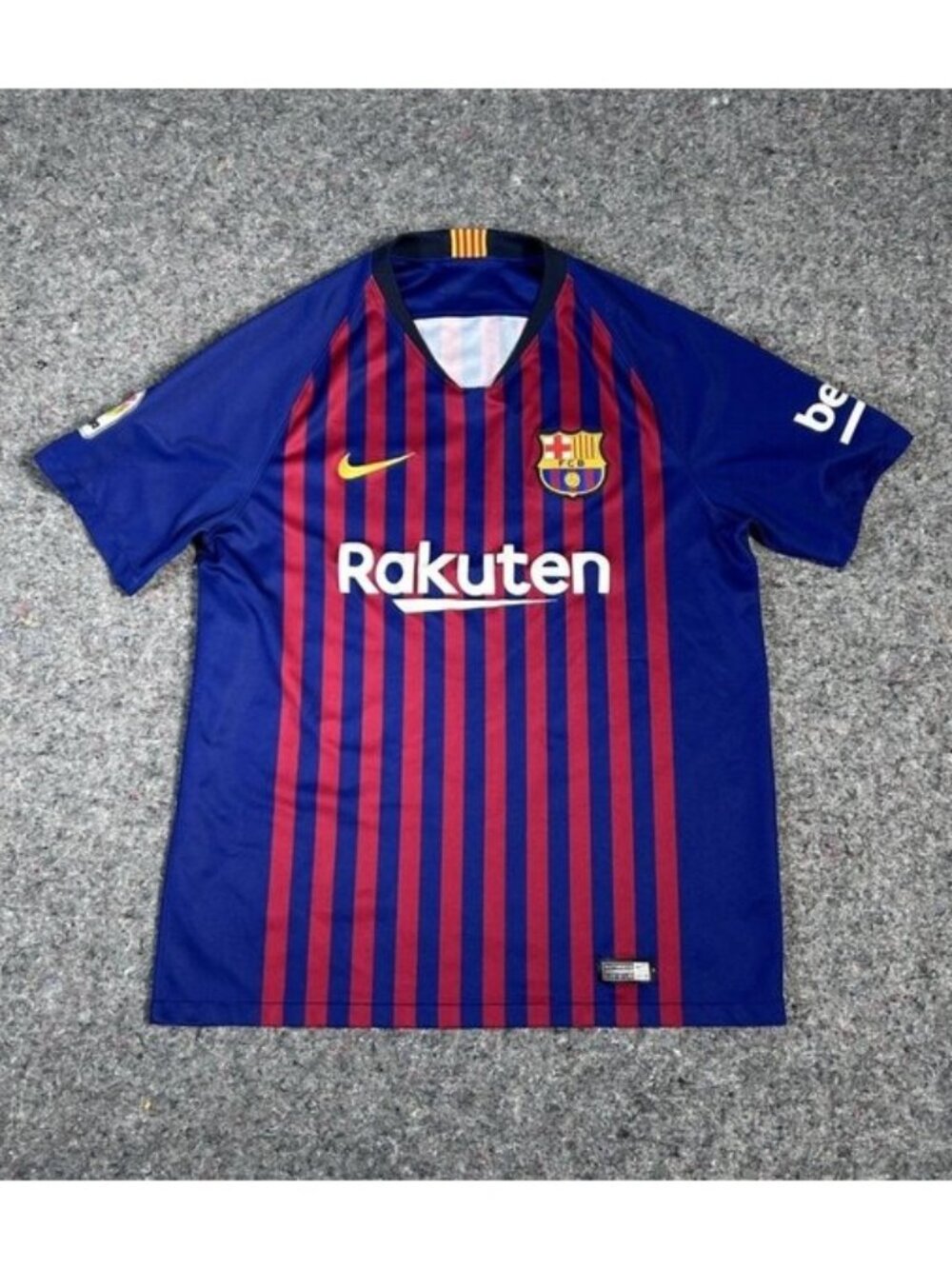 Nike FC Barcelona Jersey Men's Large  Blue Red Striped 2018 Home Kit La Liga